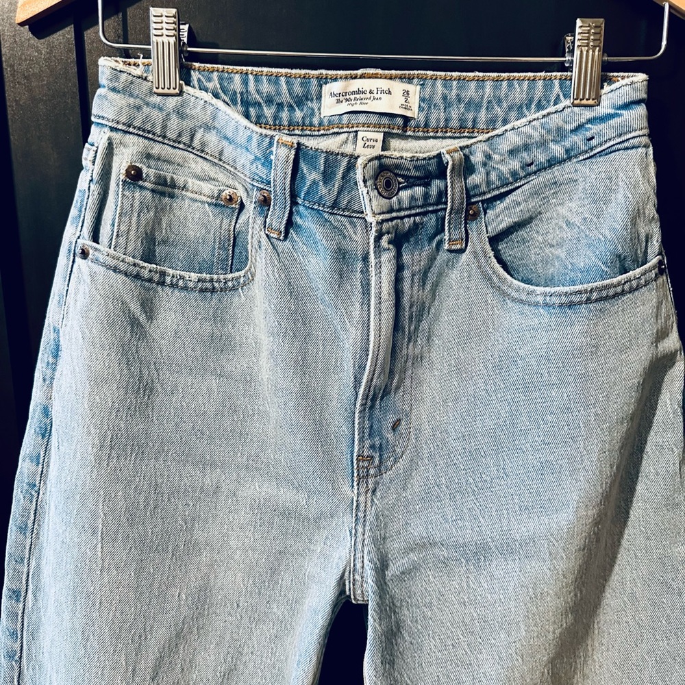 Abercrombie & Fitch 90s Relaxed Fit Jeans – Curve Love – Size 26